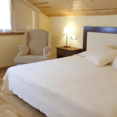 Estanys Blaus Hotel Tavascan